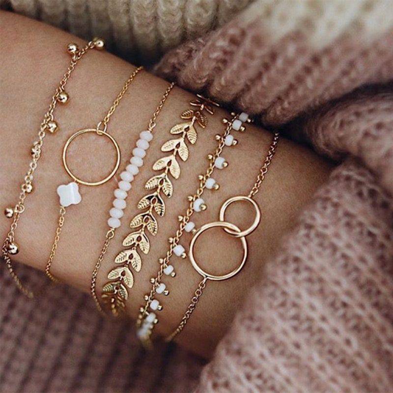 BRACELET